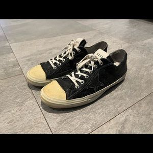 Golden Goose Men’s Sneaker